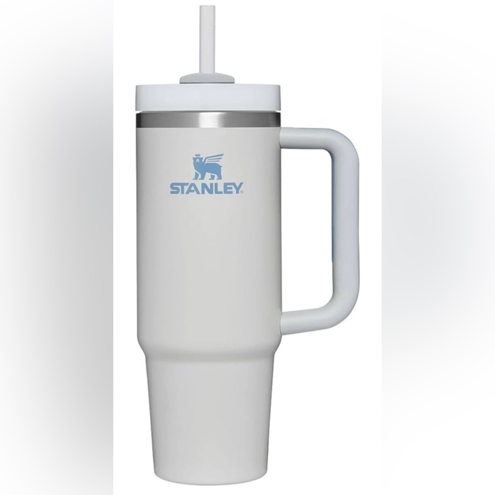 Stanley Quencher H2.0 FlowState Stainless Steel Fog NWT 30oz